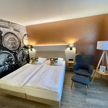 & Restaurant Bergfried Hotel