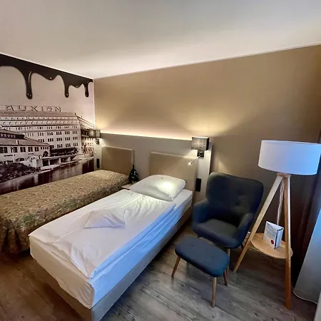 & Restaurant Bergfried Hotel Saalfeld Saale