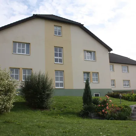 & Restaurant Bergfried Saalfeld Saale