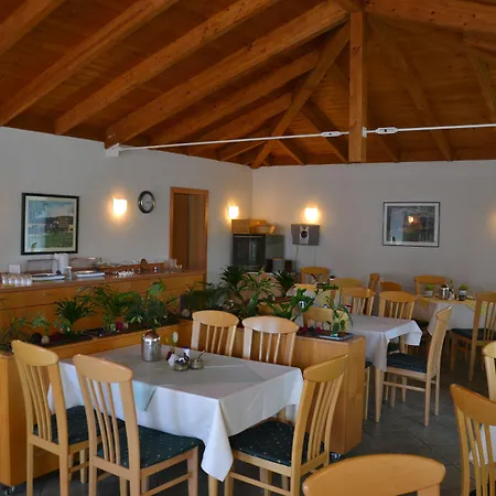 & Restaurant Bergfried Saalfeld Saale