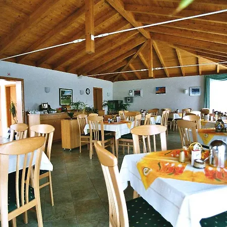 & Restaurant Bergfried Saalfeld Saale