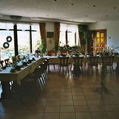 & Restaurant Bergfried Saalfeld Saale