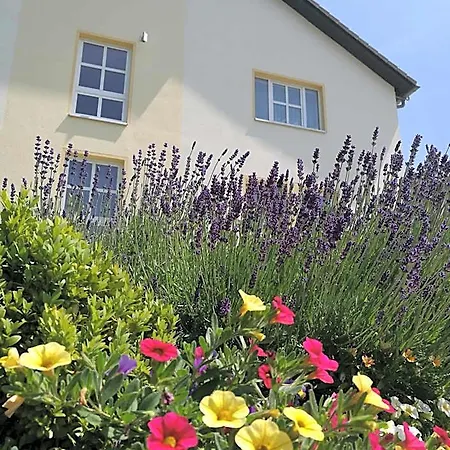 فندق & Restaurant Bergfried 3*