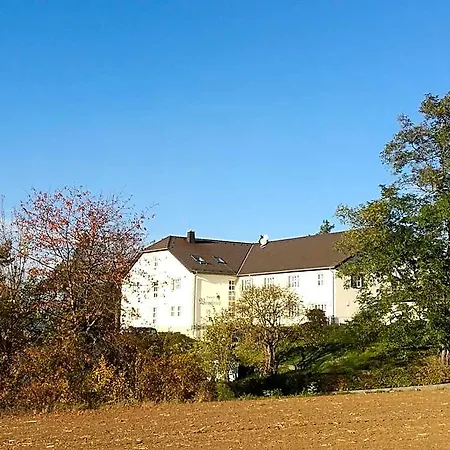 & Restaurant Bergfried Hotell 3*