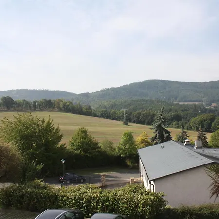 & Restaurant Bergfried ホテル Saalfeld Saale