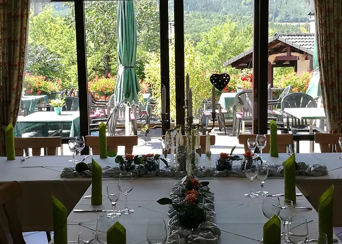 Hotel&restaurant Bergfried 3* Saalfeld Saale