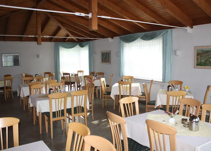 Hotel&restaurant Bergfried Hotel 3*