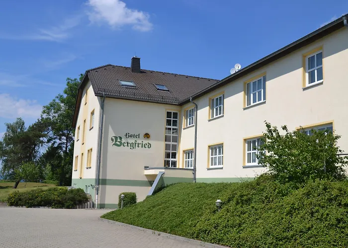 Hotel&restaurant Bergfried 3* Saalfeld Saale