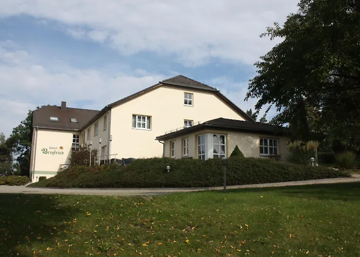 & Restaurant Bergfried Hotel