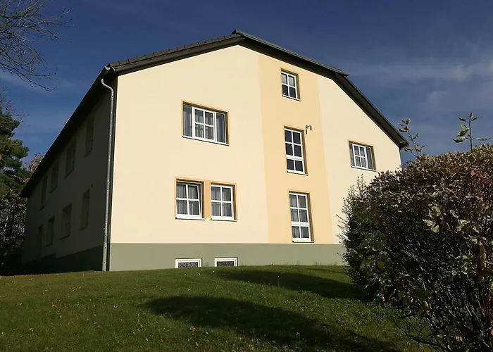 & Restaurant Bergfried 3* Saalfeld Saale